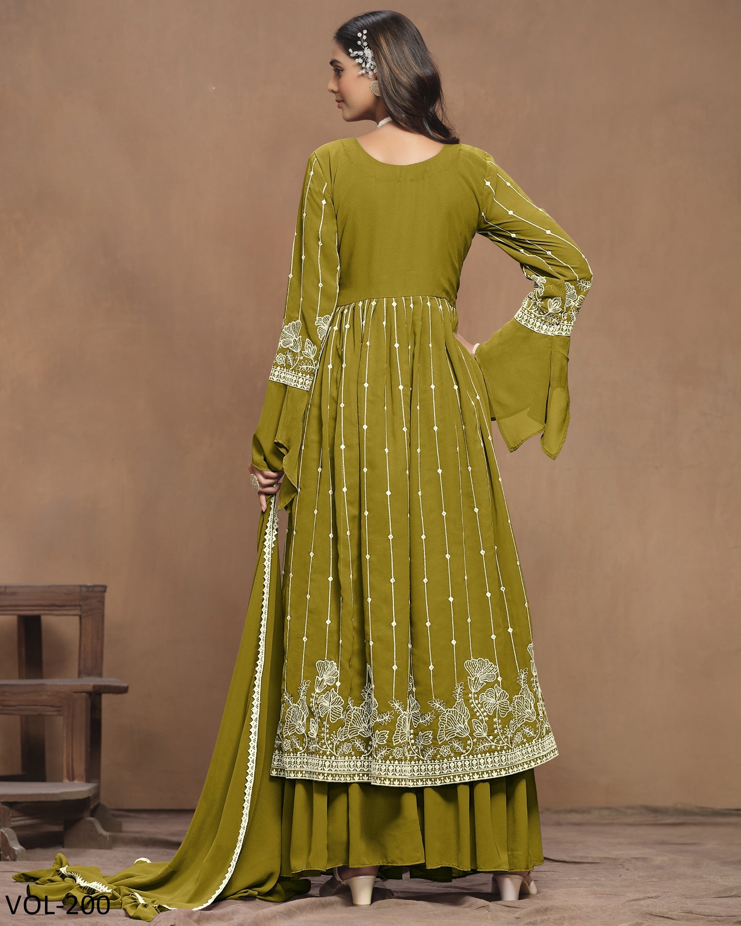 Premium Glamorous Faux Georgette Classic Combination Salwar Kameez Set