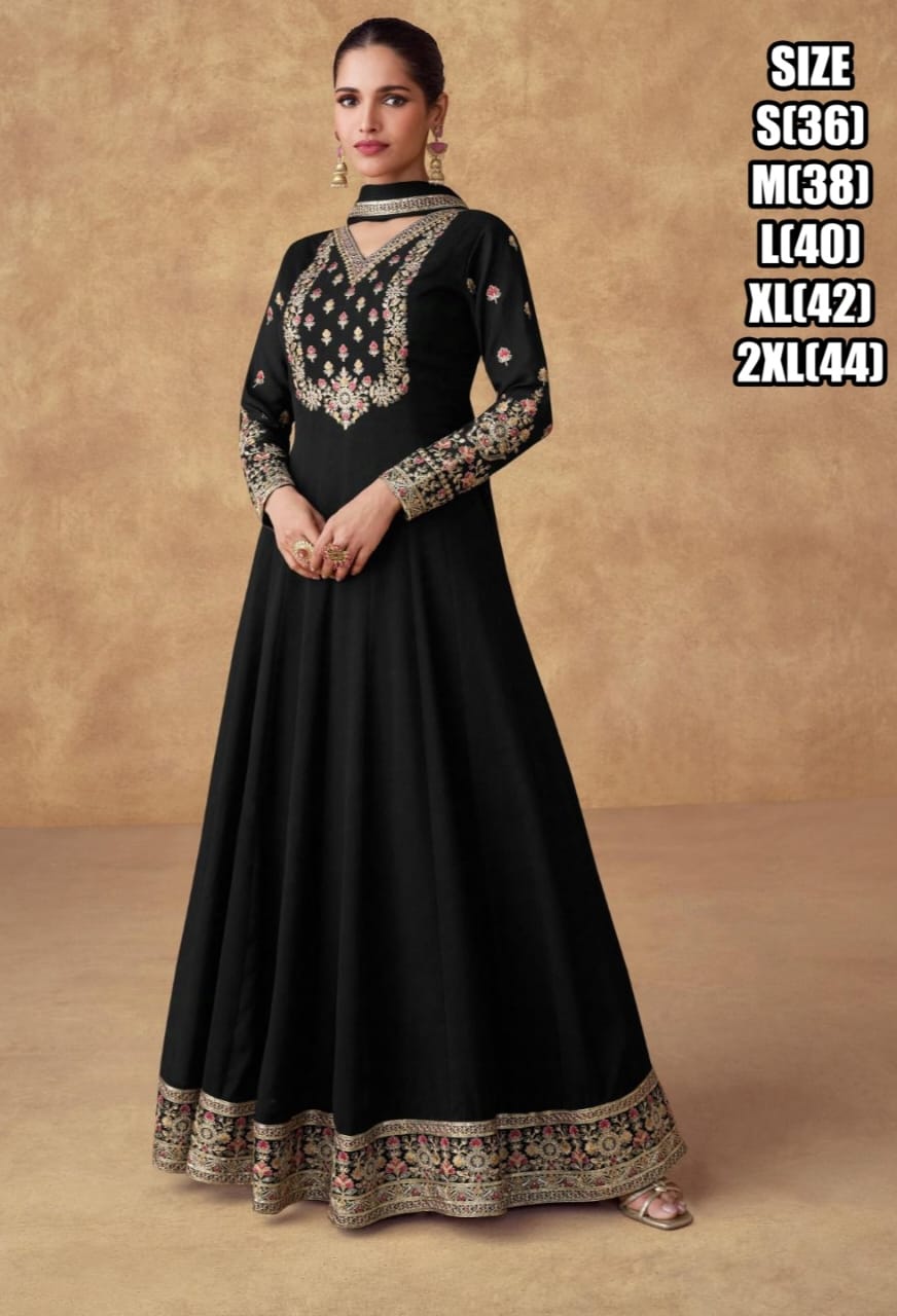 Stylish women's gown top and dupatta